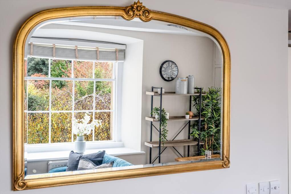Stunning 2 Bedroom Apartment In Converted Chapel バース エクステリア 写真