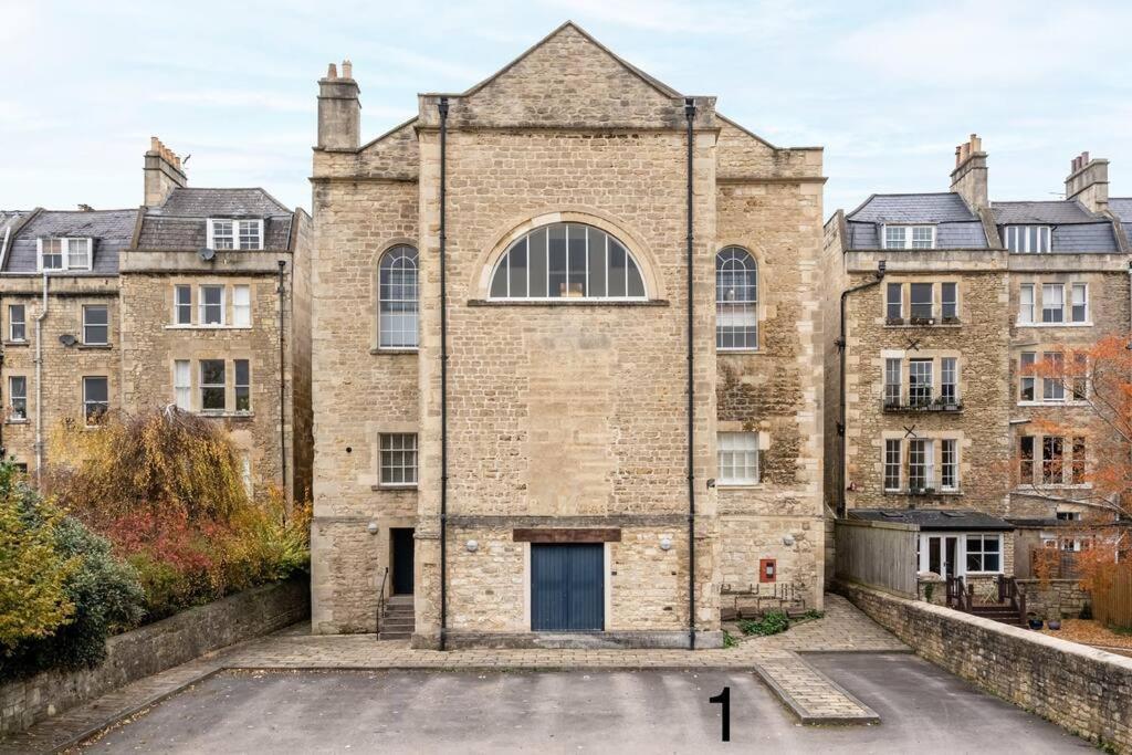 Stunning 2 Bedroom Apartment In Converted Chapel バース エクステリア 写真